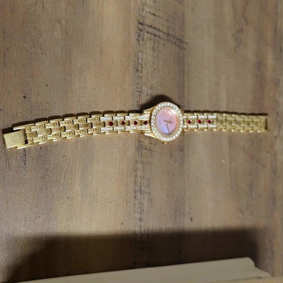 Main Line Time watch - Picture 1 of 3